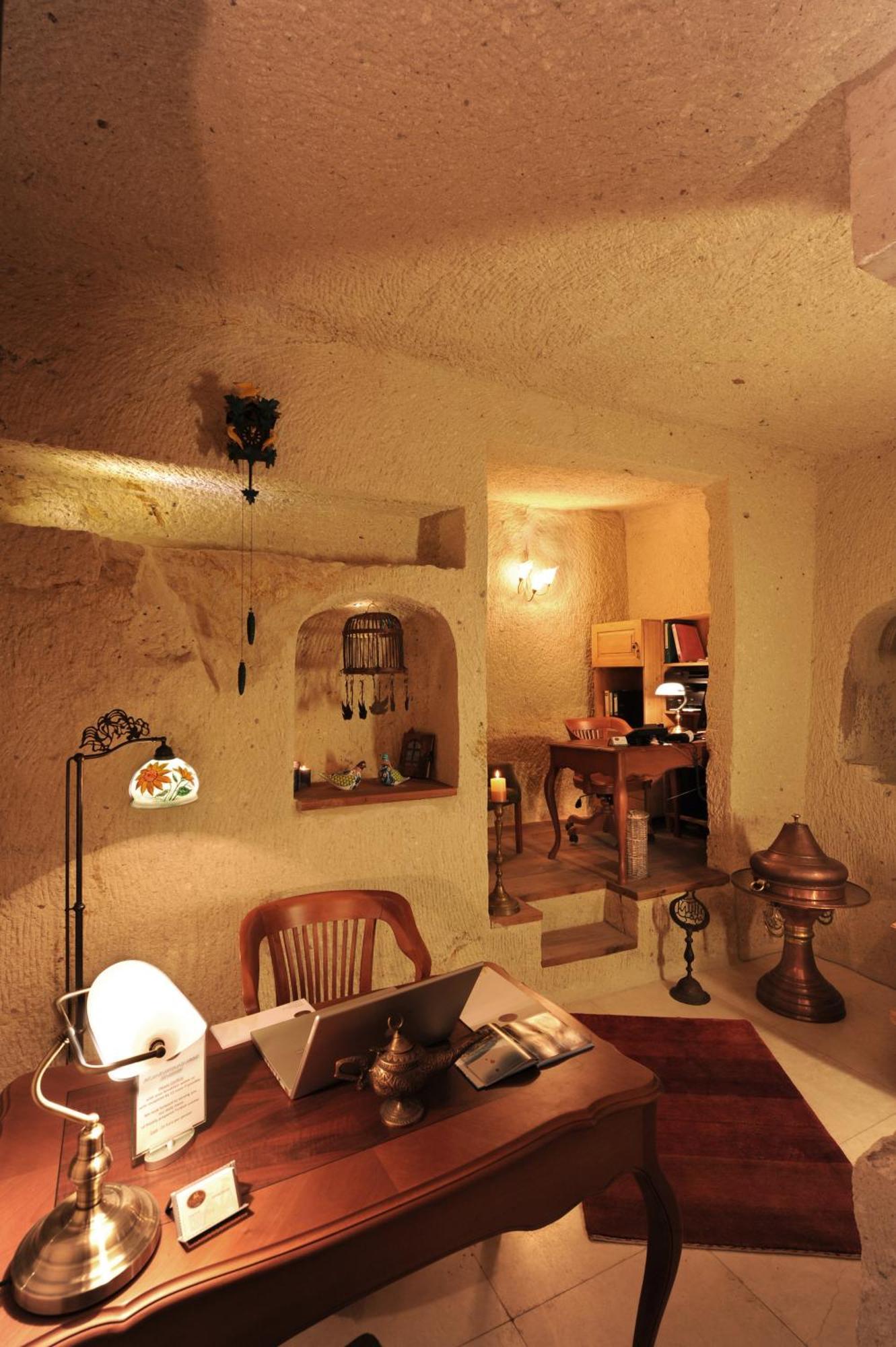 Tafoni Houses Cave Hotel Ortahisar Exterior photo